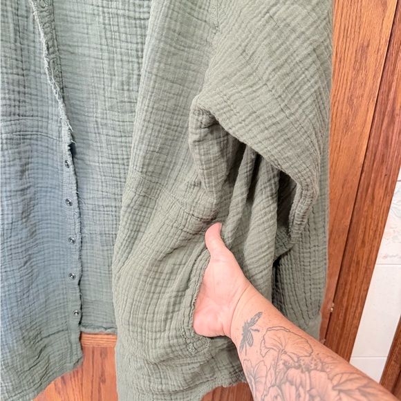 NATURAL LIFE Olive Green Textured Cardigan - Picture 4 of 6